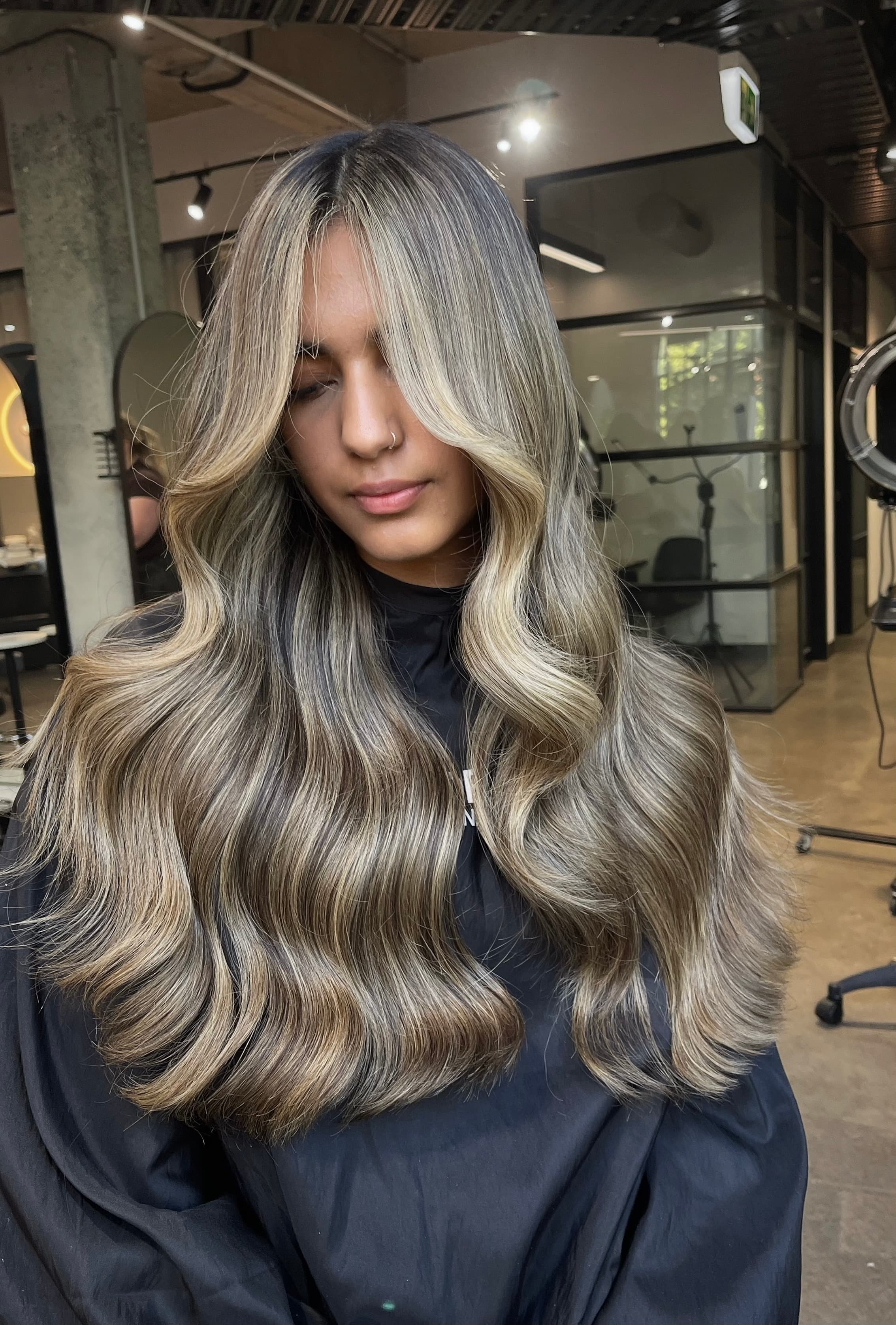 Look 02 · Brunette refresh